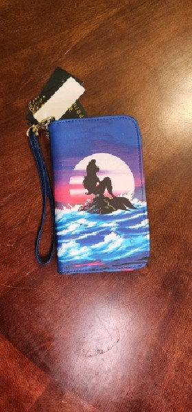 LITTLE MERMAID SCENE TECHWALLET